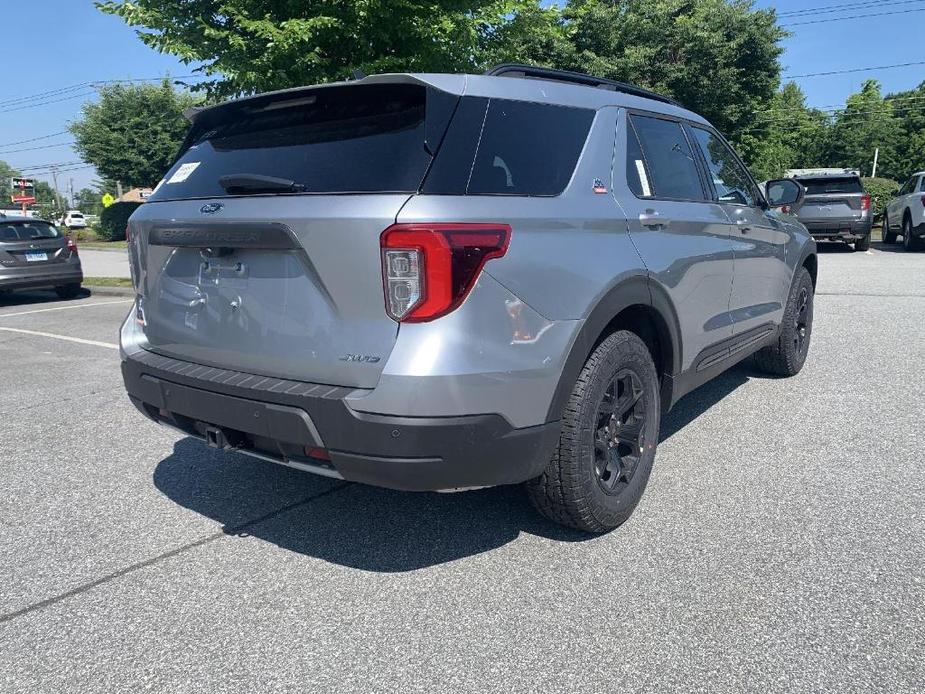 new 2024 Ford Explorer car, priced at $49,371