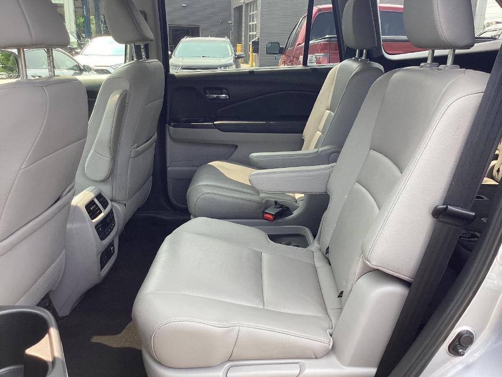 used 2019 Honda Pilot car, priced at $27,795