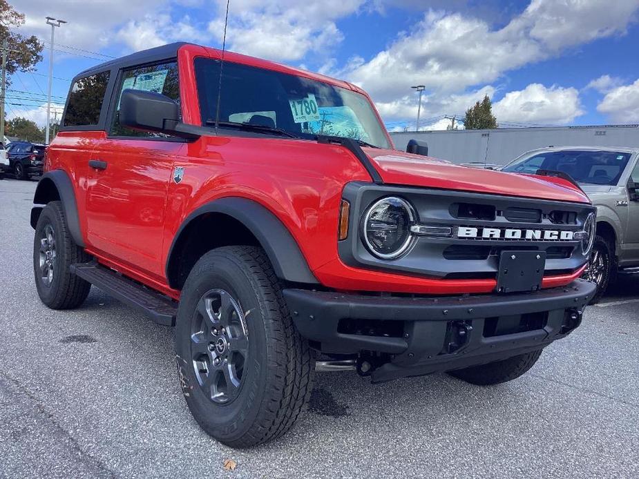 new 2024 Ford Bronco car, priced at $46,417