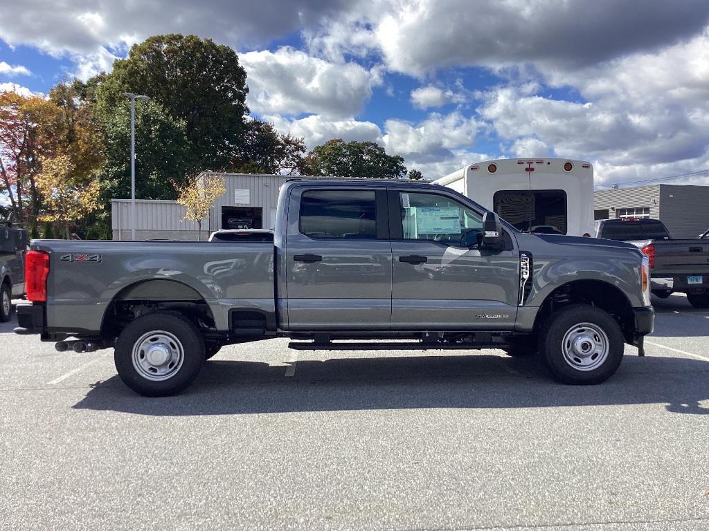 new 2024 Ford F-350 car, priced at $63,301