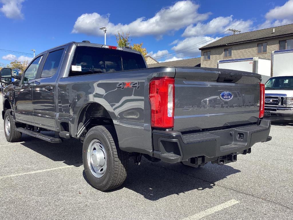 new 2024 Ford F-350 car, priced at $63,301