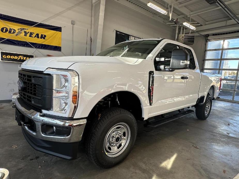 new 2024 Ford F-350 car, priced at $52,841