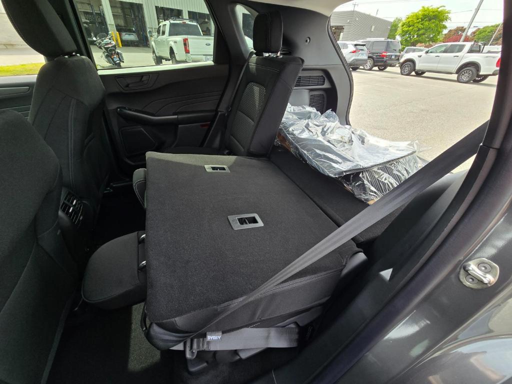 new 2025 Ford Escape car, priced at $32,372