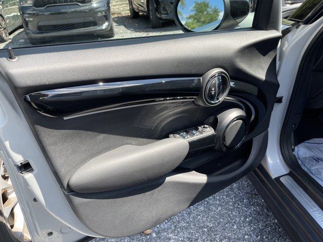 used 2022 MINI Hardtop car, priced at $22,850