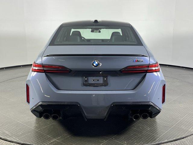 new 2026 BMW M5 car
