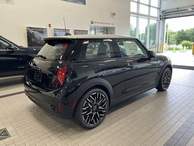 used 2025 MINI Hardtop car, priced at $36,295