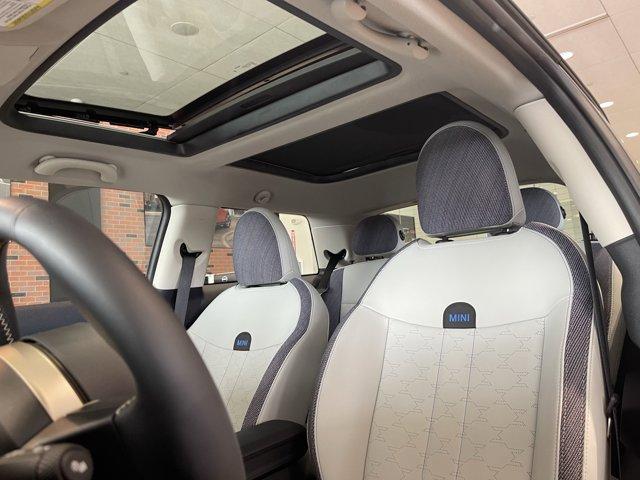 used 2025 MINI Hardtop car, priced at $31,720