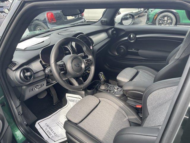 used 2024 MINI SE Hardtop car, priced at $24,999