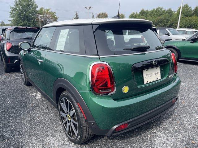 used 2024 MINI SE Hardtop car, priced at $24,999