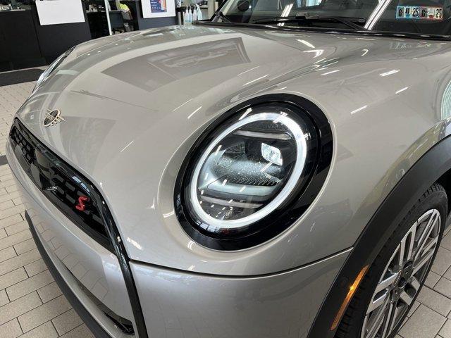 used 2025 MINI Hardtop car, priced at $35,595