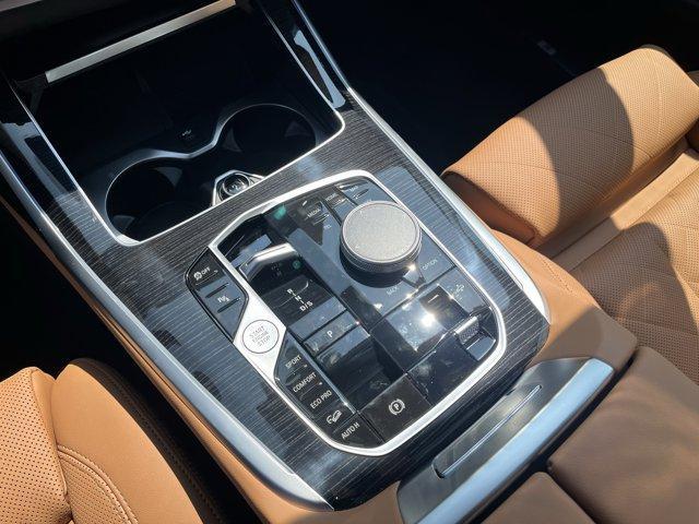 new 2026 BMW X7 car