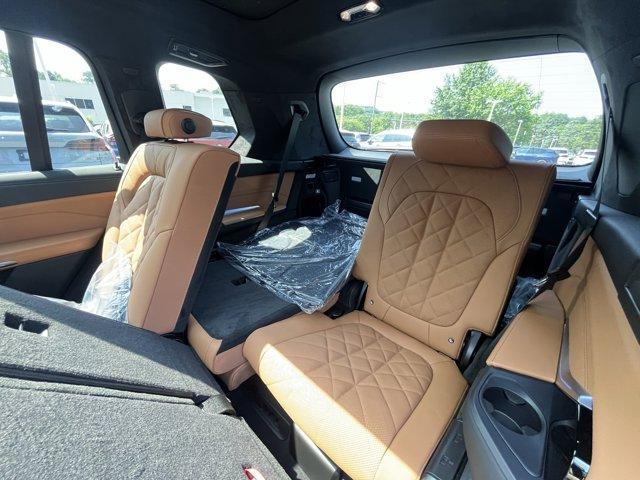 new 2026 BMW X7 car