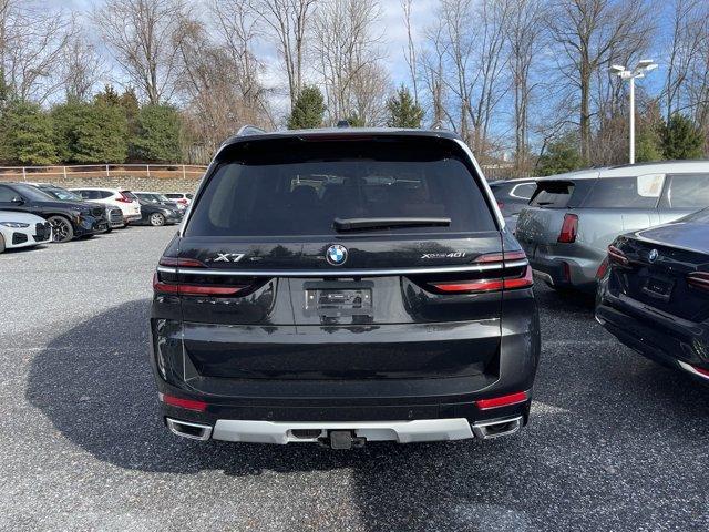 new 2025 BMW X7 car, priced at $90,305