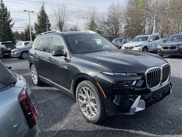 new 2025 BMW X7 car, priced at $90,305