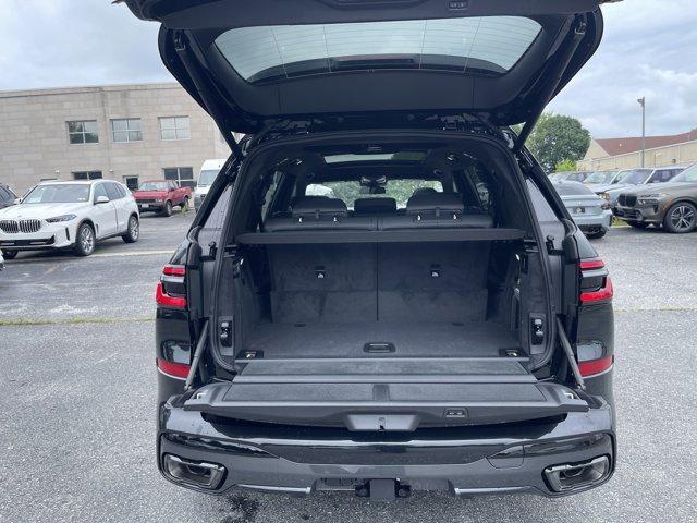 new 2026 BMW X7 car