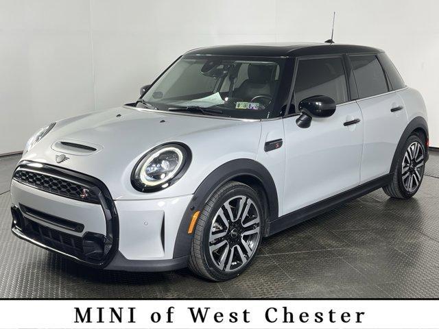 used 2022 MINI Hardtop car, priced at $24,587