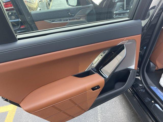 new 2026 BMW 750e car