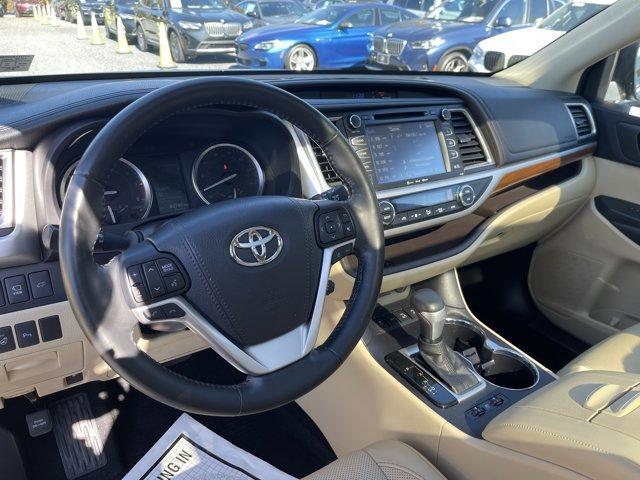 used 2017 Toyota Highlander car, priced at $25,999