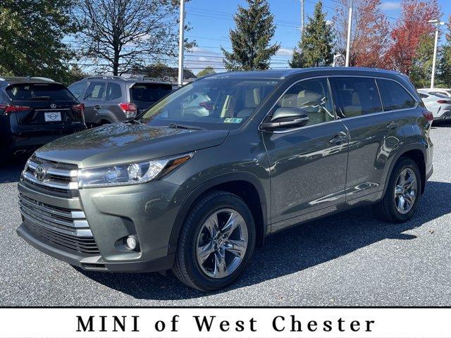 used 2017 Toyota Highlander car, priced at $25,999