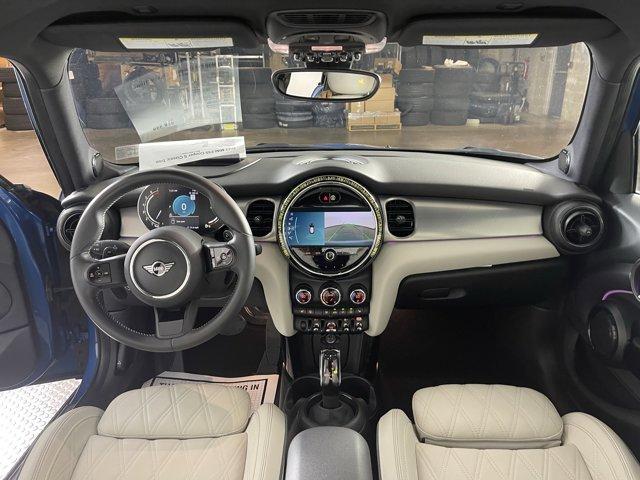 used 2023 MINI Hardtop car, priced at $28,999