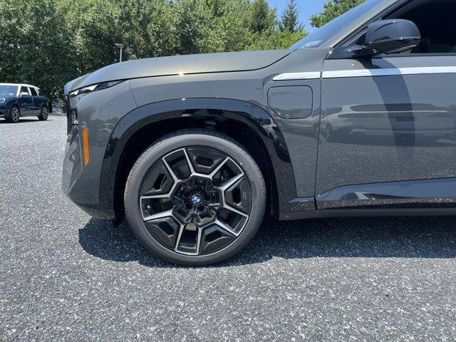 new 2025 BMW XM car