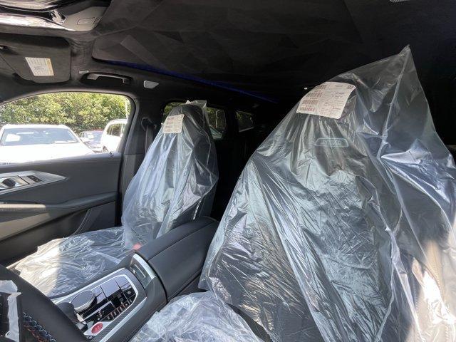 new 2025 BMW XM car