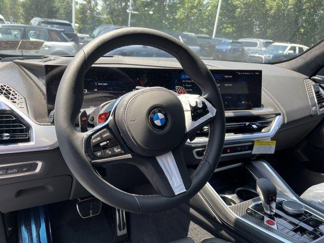 new 2025 BMW XM car