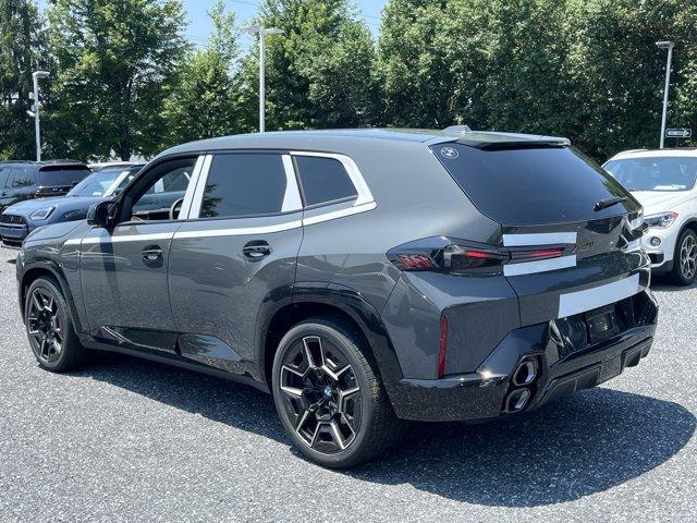 new 2025 BMW XM car
