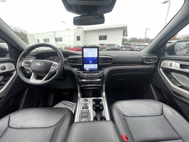 used 2023 Ford Explorer car, priced at $29,999
