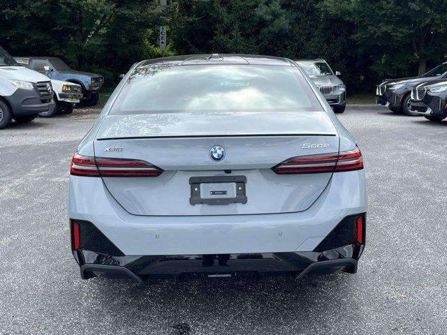 new 2026 BMW 550e car