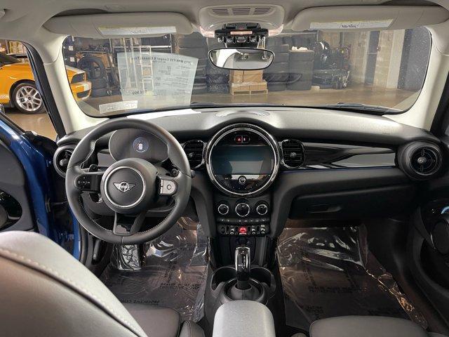 used 2023 MINI Hardtop car, priced at $28,999
