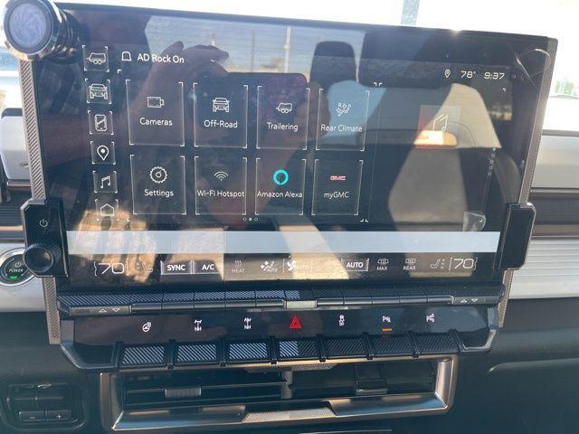 used 2023 GMC HUMMER EV Pickup car, priced at $69,000