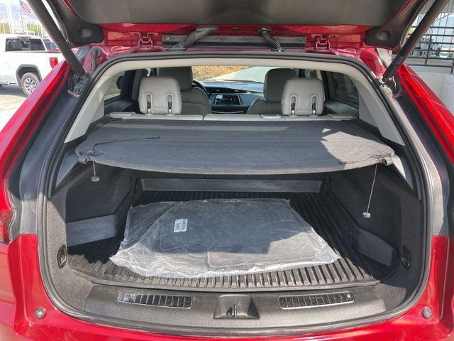 used 2021 Cadillac XT4 car, priced at $26,500