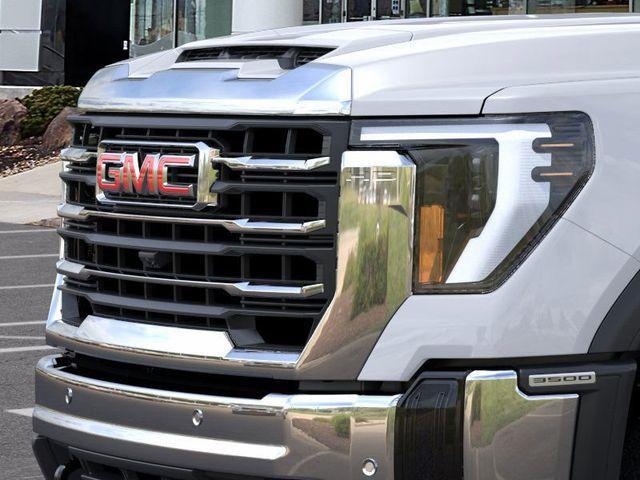 new 2025 GMC Sierra 3500 car, priced at $70,384