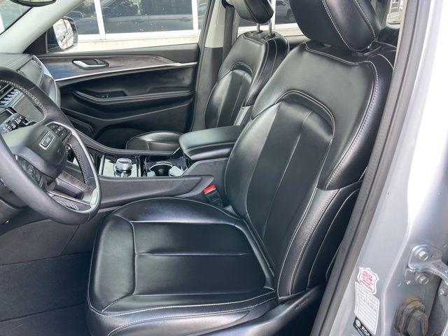 used 2023 Jeep Grand Cherokee car, priced at $31,000