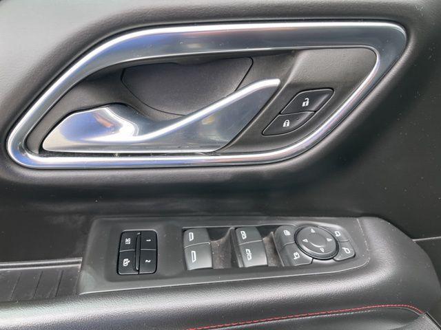 used 2023 Chevrolet Suburban car, priced at $60,000