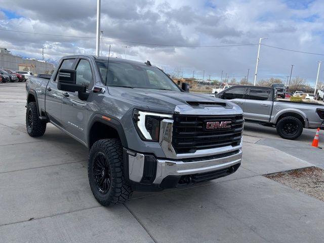 new 2024 GMC Sierra 2500 car, priced at $71,768