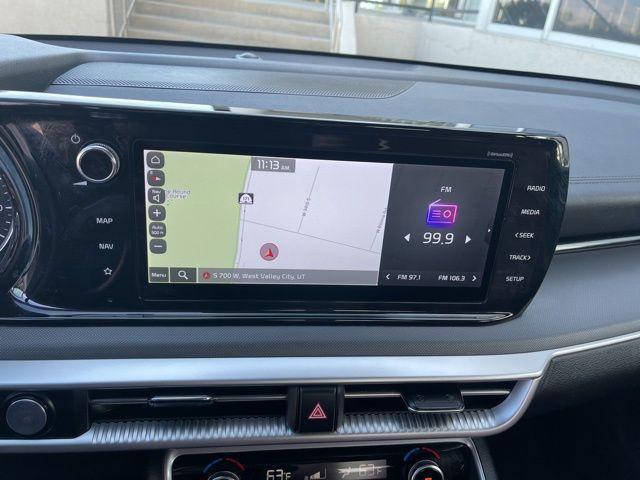 used 2022 Kia K5 car