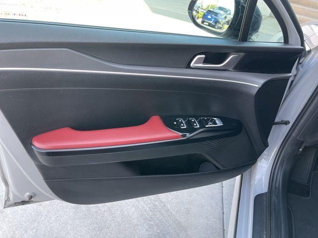 used 2022 Kia K5 car