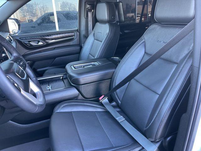 used 2024 GMC Yukon XL car, priced at $77,000