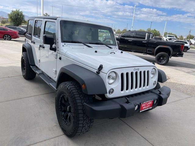 used 2014 Jeep Wrangler Unlimited car, priced at $20,500