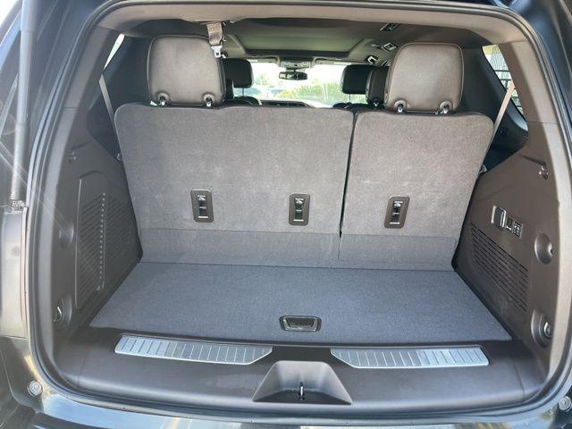used 2023 GMC Yukon car, priced at $60,500