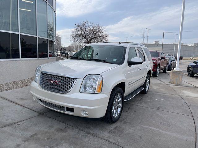 used 2010 GMC Yukon car, priced at $16,000