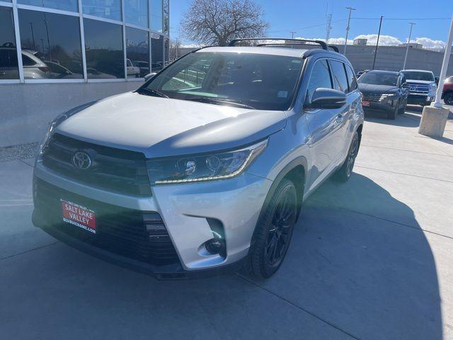 used 2019 Toyota Highlander car, priced at $30,500