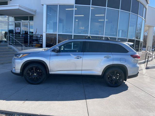 used 2019 Toyota Highlander car, priced at $30,500