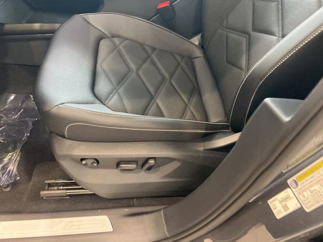new 2025 Volkswagen Atlas car, priced at $46,622