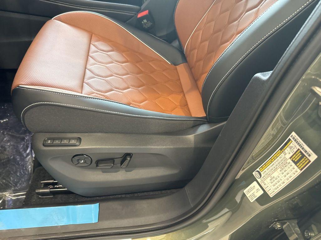 new 2025 Volkswagen Tiguan car, priced at $42,731