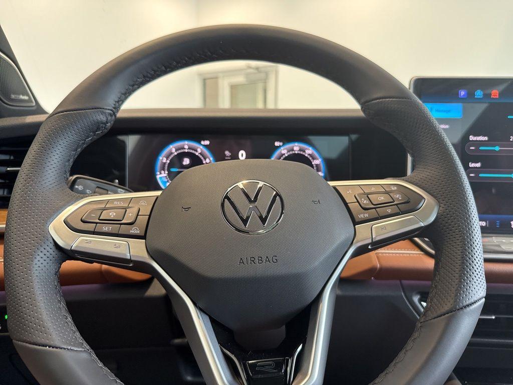 new 2025 Volkswagen Tiguan car, priced at $42,731