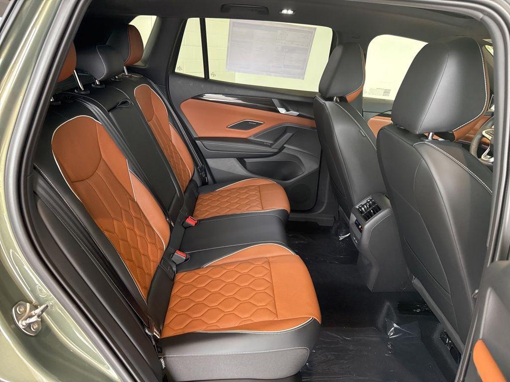 new 2025 Volkswagen Tiguan car, priced at $42,731
