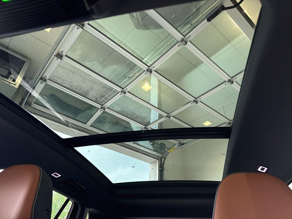 new 2025 Volkswagen Tiguan car, priced at $42,731